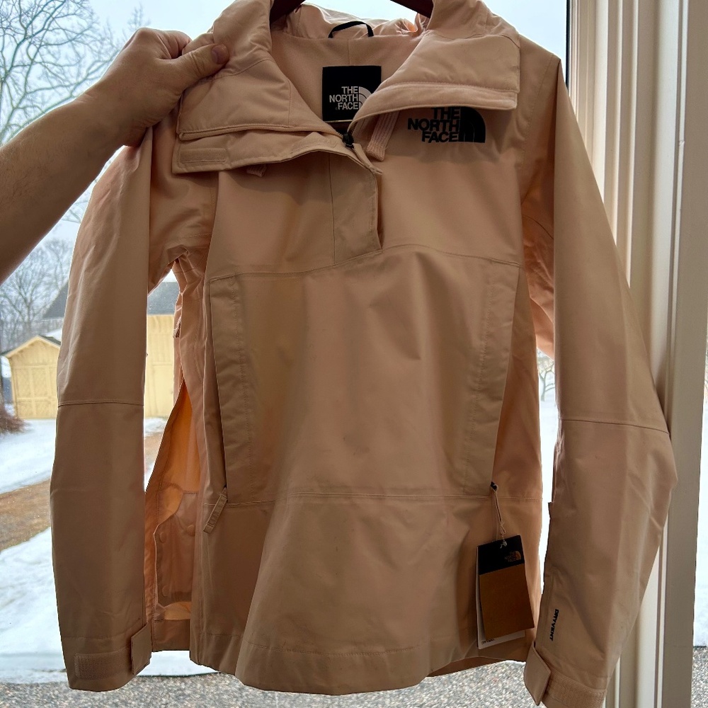The North Face Women's Light Pink Snow Jacket